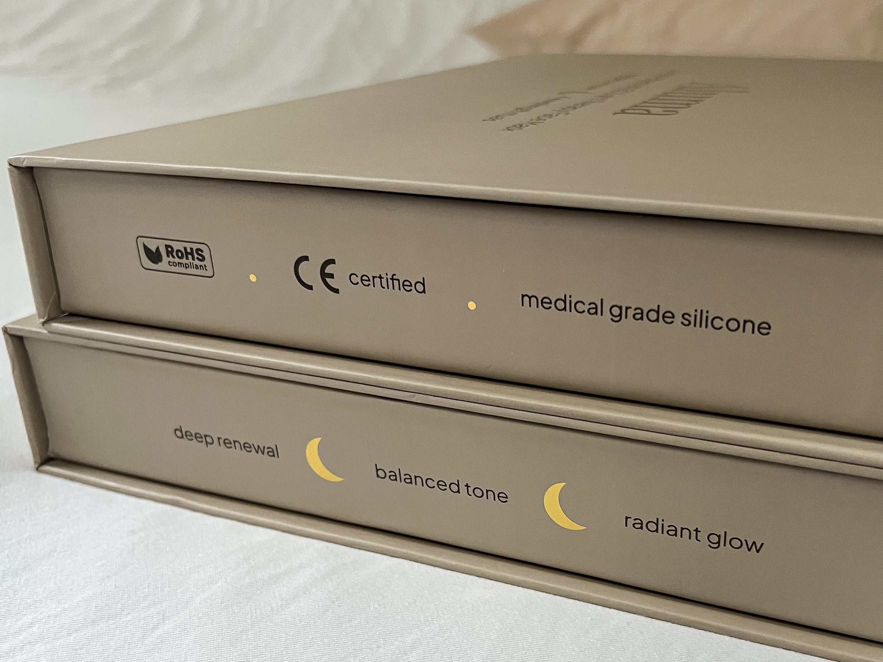 Aurora Advanced LED Light Therapy Mask